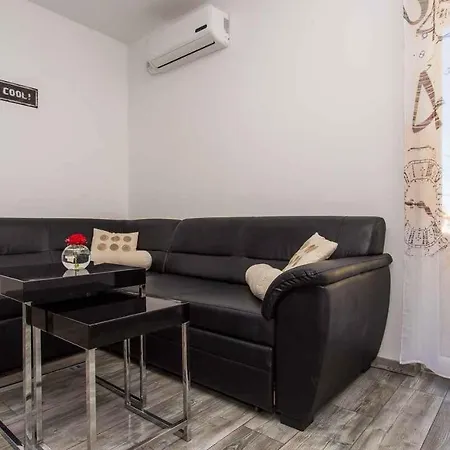 Apartmán In - Insel Krk 36800 Vrbnik (Primorje-Gorski Kotar)